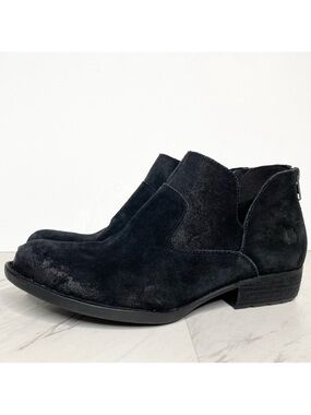 Born Beth Black Distressed Suede Bootie 9 1/2 M